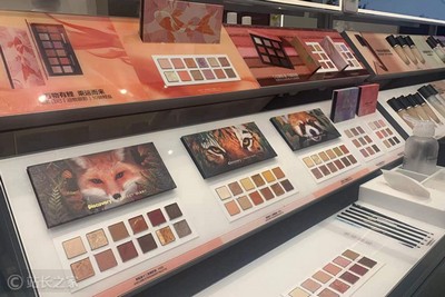 完美日记 (图片版权所属:宁推网)